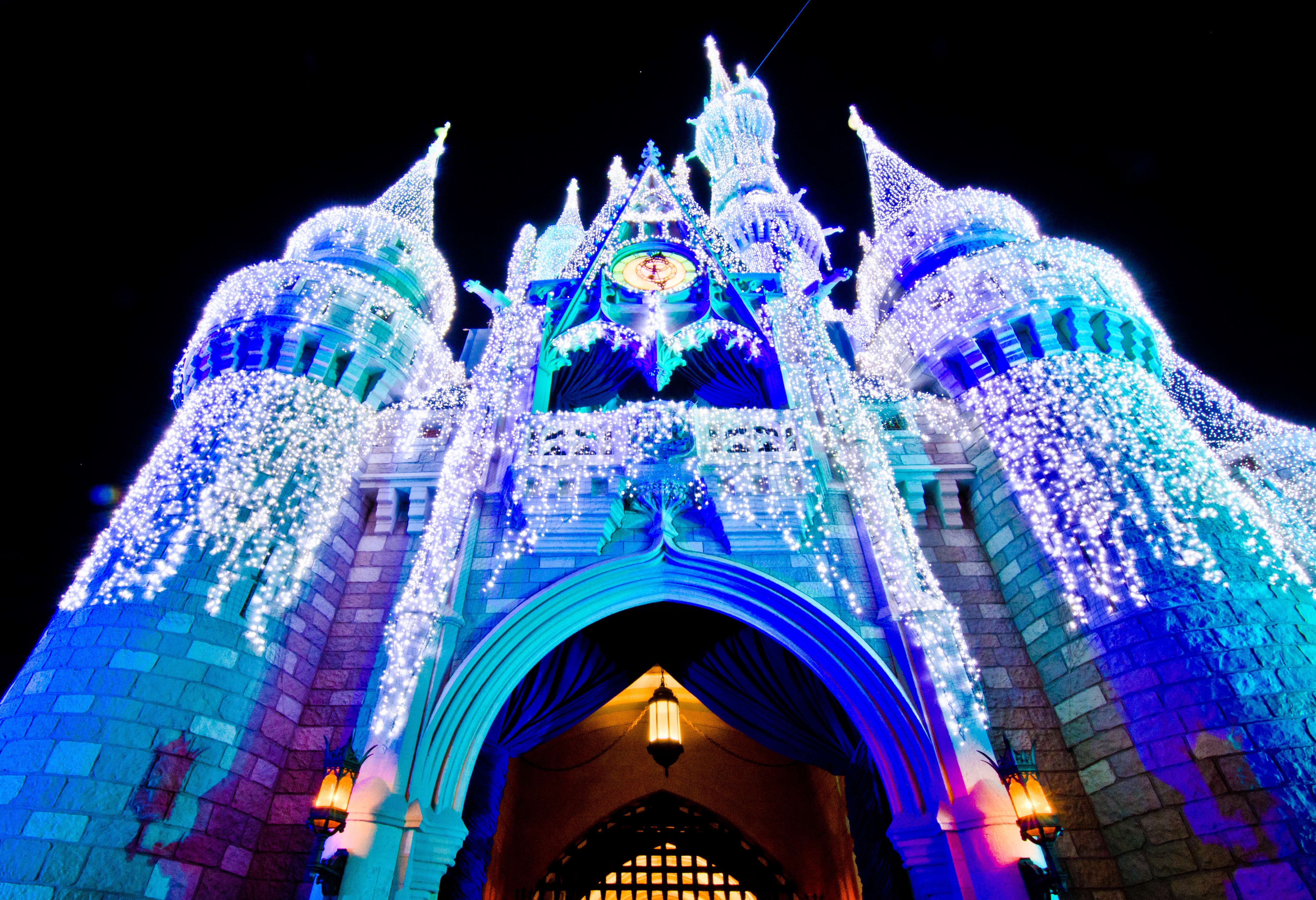 ... Christmas Dream Lights - Disney Photo of the Day - Disney Tourist Blog