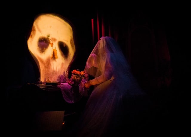 phantom-manor-bride