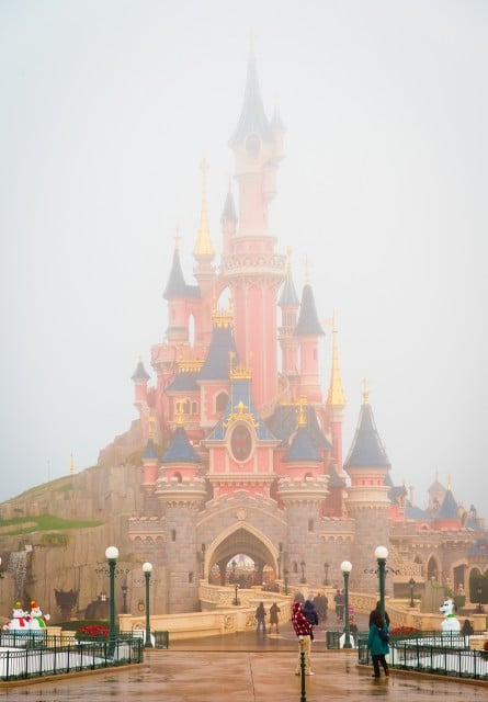 sleeping-beauty-castle-morning-fog