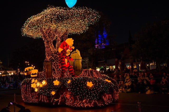 Tokyo-Disneyland-Spring-2013-0343