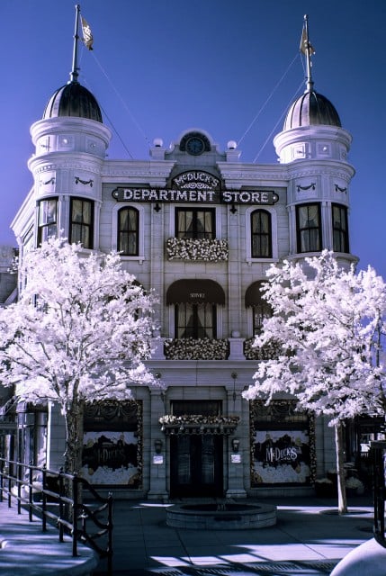 mcduck-department-store-infrared
