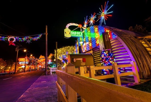 sarges-cars-land-christmas