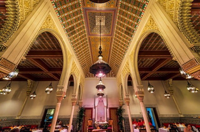 restaurant-marrakesh-epcot-interior-ceiling
