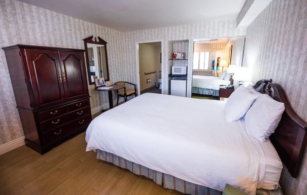 carousel-inn-suites-anaheim-disneyland-hotel-789