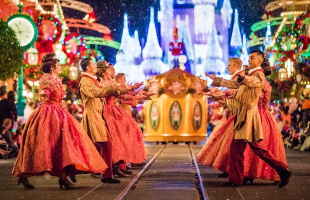 mickeys-once-upon-christmastime-parade-dancers