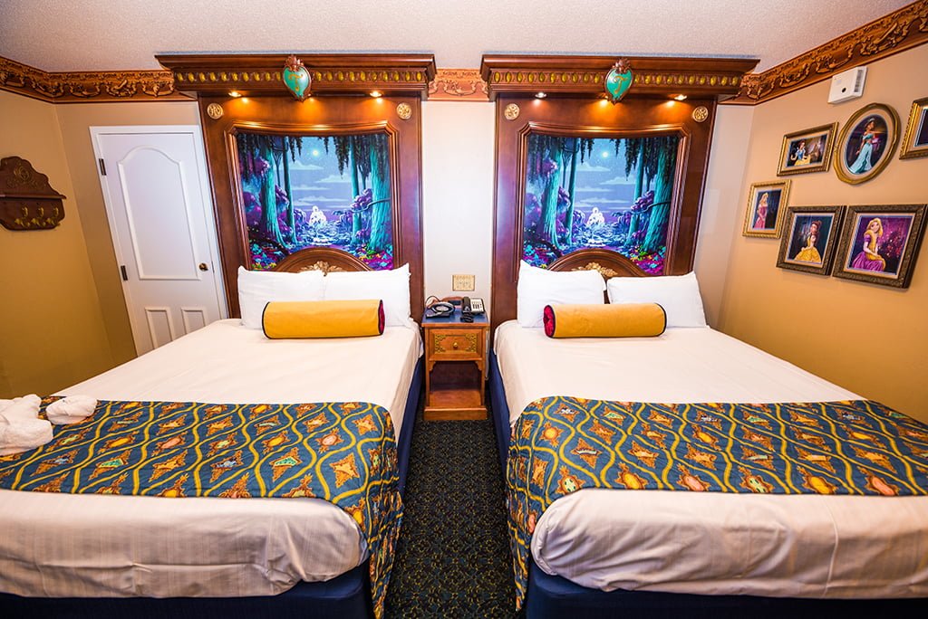 royal-room-port-orleans-riverside-disney-world-hotel-002