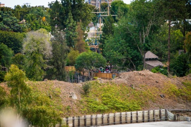 star-wars-land-construction-disneyland-may-2016-003