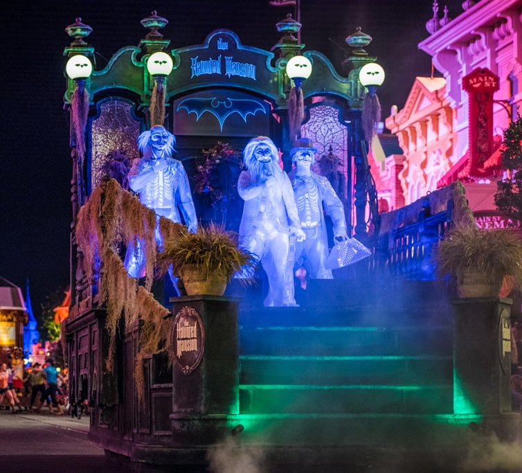 Mickey's Halloween Party at Disneyland 2016 Tips - Disney Tourist Blog