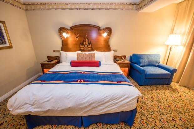 shanghai-disneyland-hotel-room-interior-018