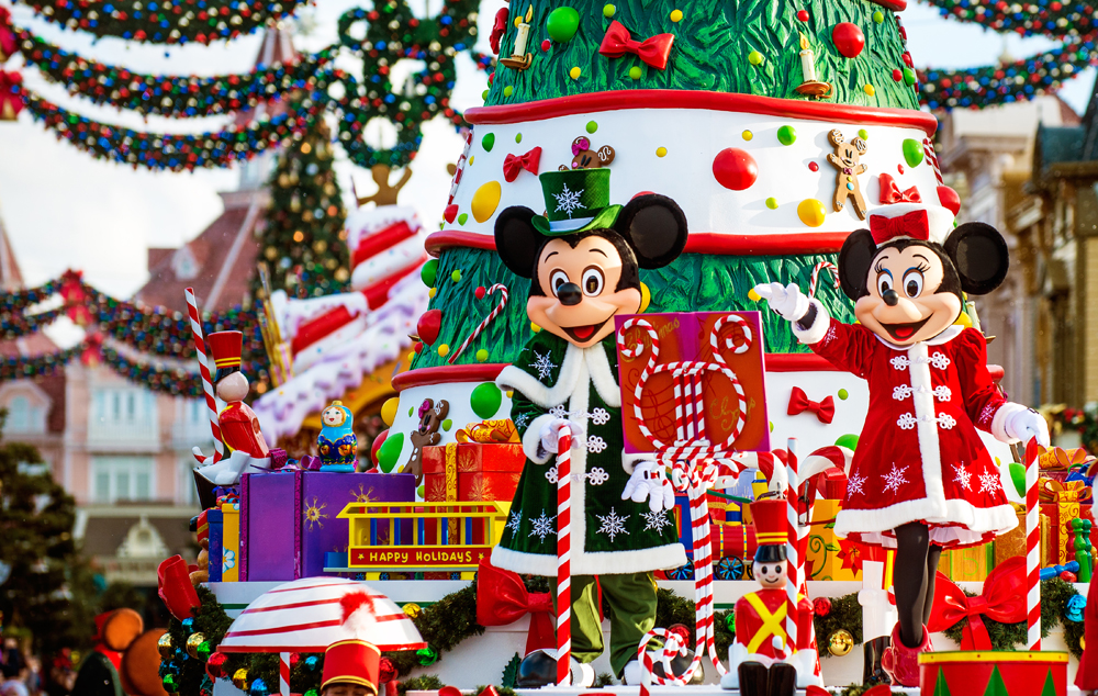 Guide to Christmas 2021 at Disneyland Paris - Disney Tourist Blog