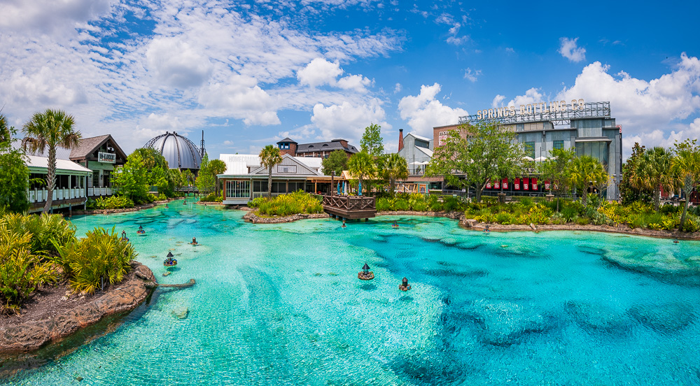 Guide to Disney Springs at Disney World: Shopping, Dining & Entertainment