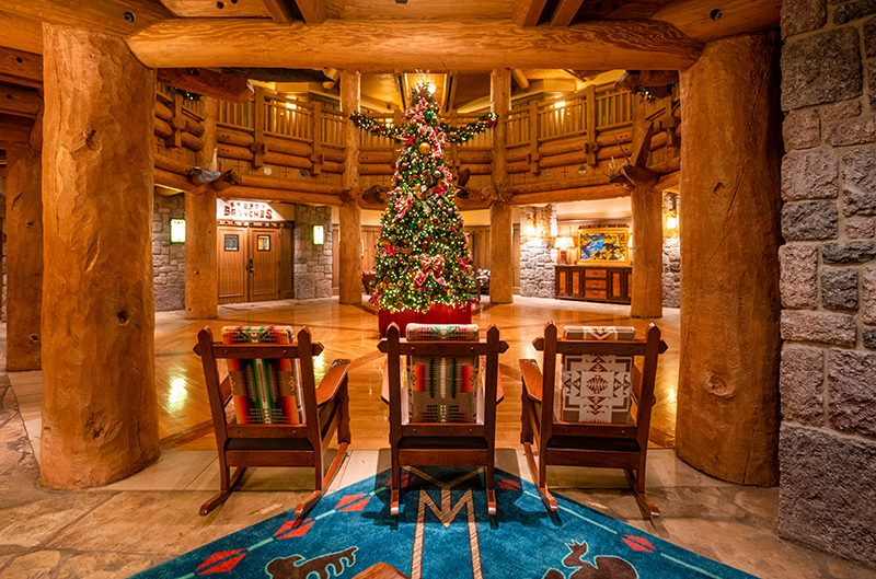 https://www.disneytouristblog.com/wp-content/uploads/2019/12/christmas-villas-wilderness-lodge-hotel-disney-world-159.jpg