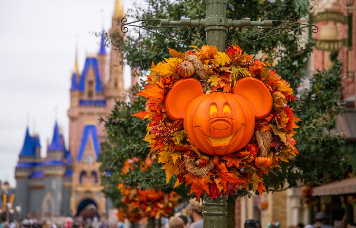 Halloween at Magic Kingdom Review: Trick or Treat? - Disney Tourist Blog