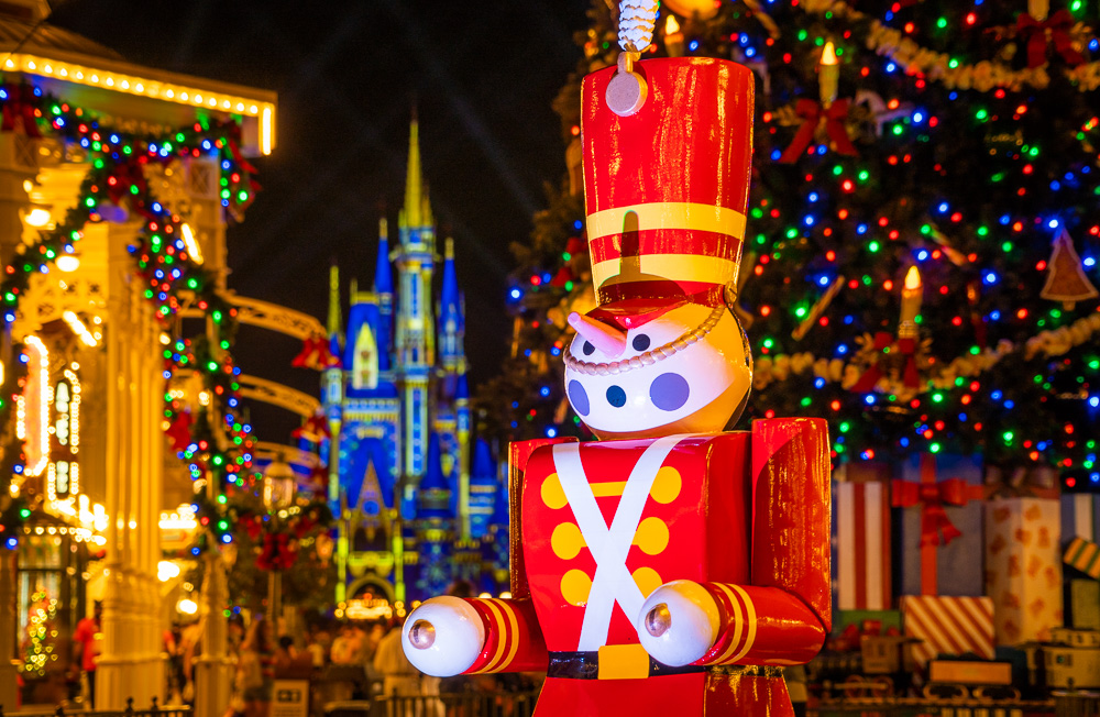 When Does Disney World Decorate for Christmas 2022? - Disney Tourist Blog