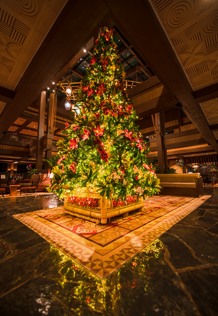 Christmas Polynesian Village Resort Hotel Disney World 829