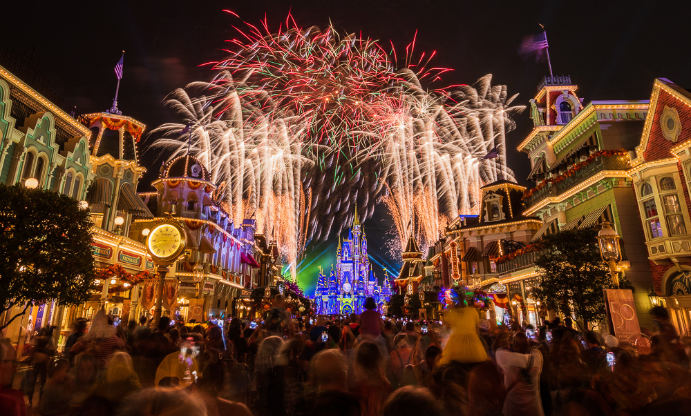 Best Magic Kingdom Fireworks Viewing Spots Disney Tourist Blog