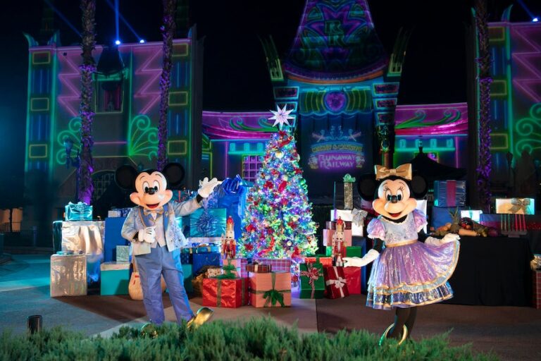 Disney World News: Trams Returning, Holiday Zombie Show, More Mobile Checkout