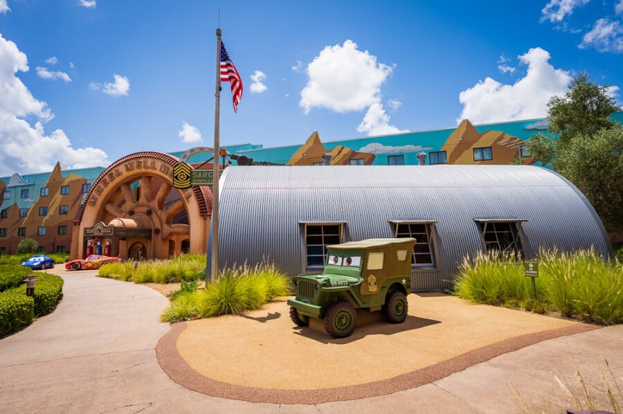 Review, Photos & Video: Cars Family Suite at Disney's Art of Animation ...