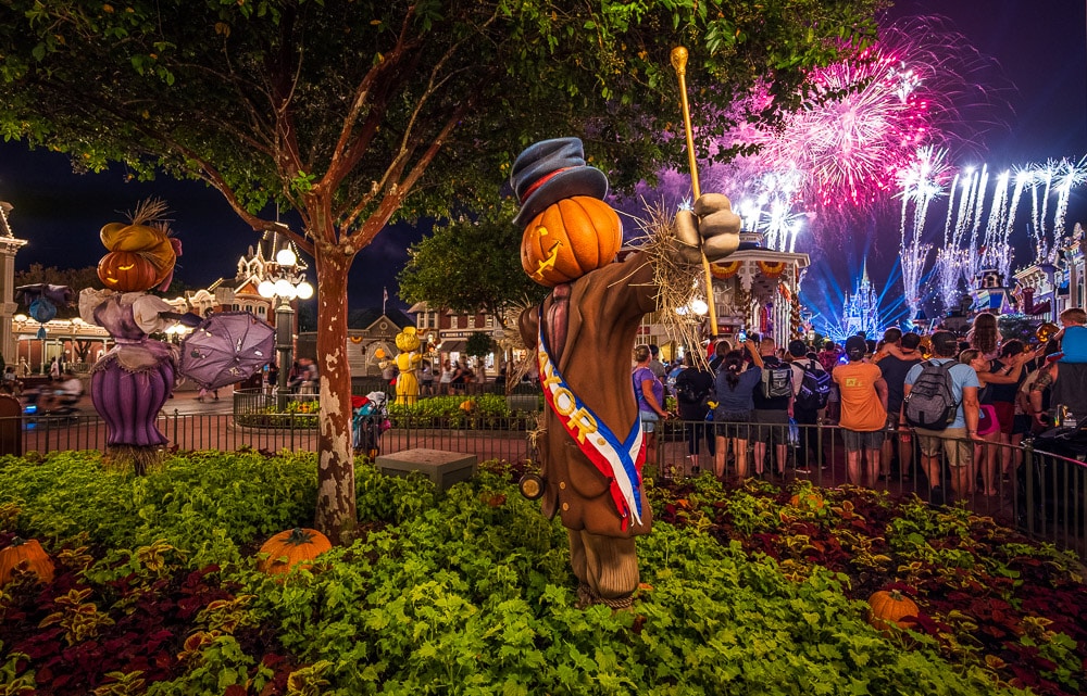 Halloween is Back in Full Form at Magic Kingdom! - Disney Tourist Blog