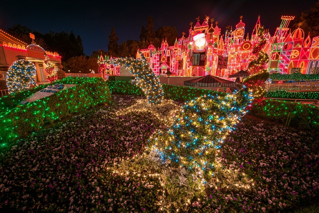 Disneyland Christmas 2024 Ultimate Guide - Disney Tourist Blog