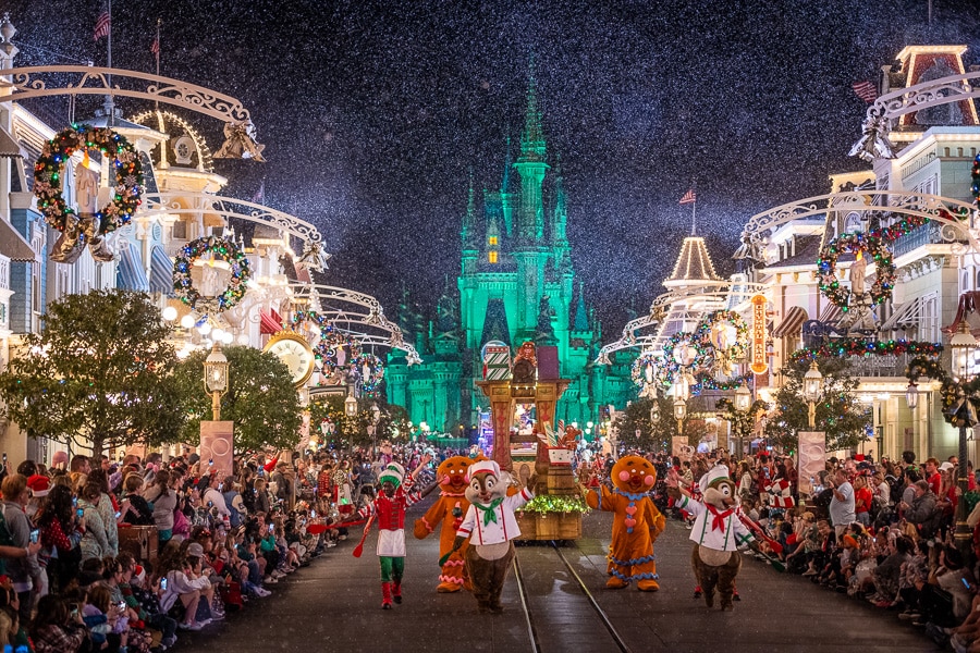 Disney World Christmas 2024 Ultimate Guide - Disney Tourist Blog