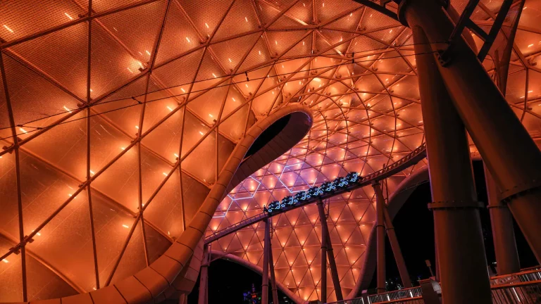 TRON Lightcycle Run Virtual Queue, Lightning Lane, & Lockers Info