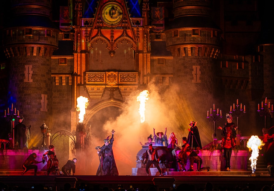 2023 Mickey's Scary HOT Halloween Party Report - Disney Tourist Blog