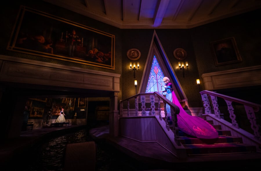 Frozen Ride At Japan Anna & Elsa's Frozen Journey is One of Disney's Best Rides Ever ...
