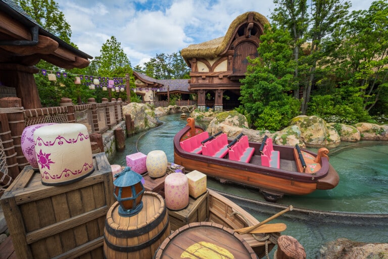 How to Enter Fantasy Springs at Tokyo DisneySea & Get On Rides (2026 ...