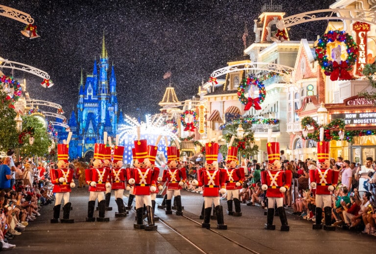 2025 Christmas at Disney World Dates & Details: What's New, Returning ...