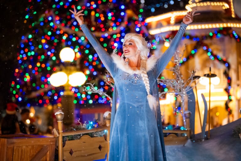 2025 Christmas at Disney World Dates & Details: What's New, Returning ...