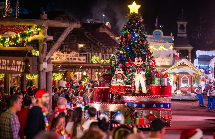 Mickey Very Merry Christmas Party 2026