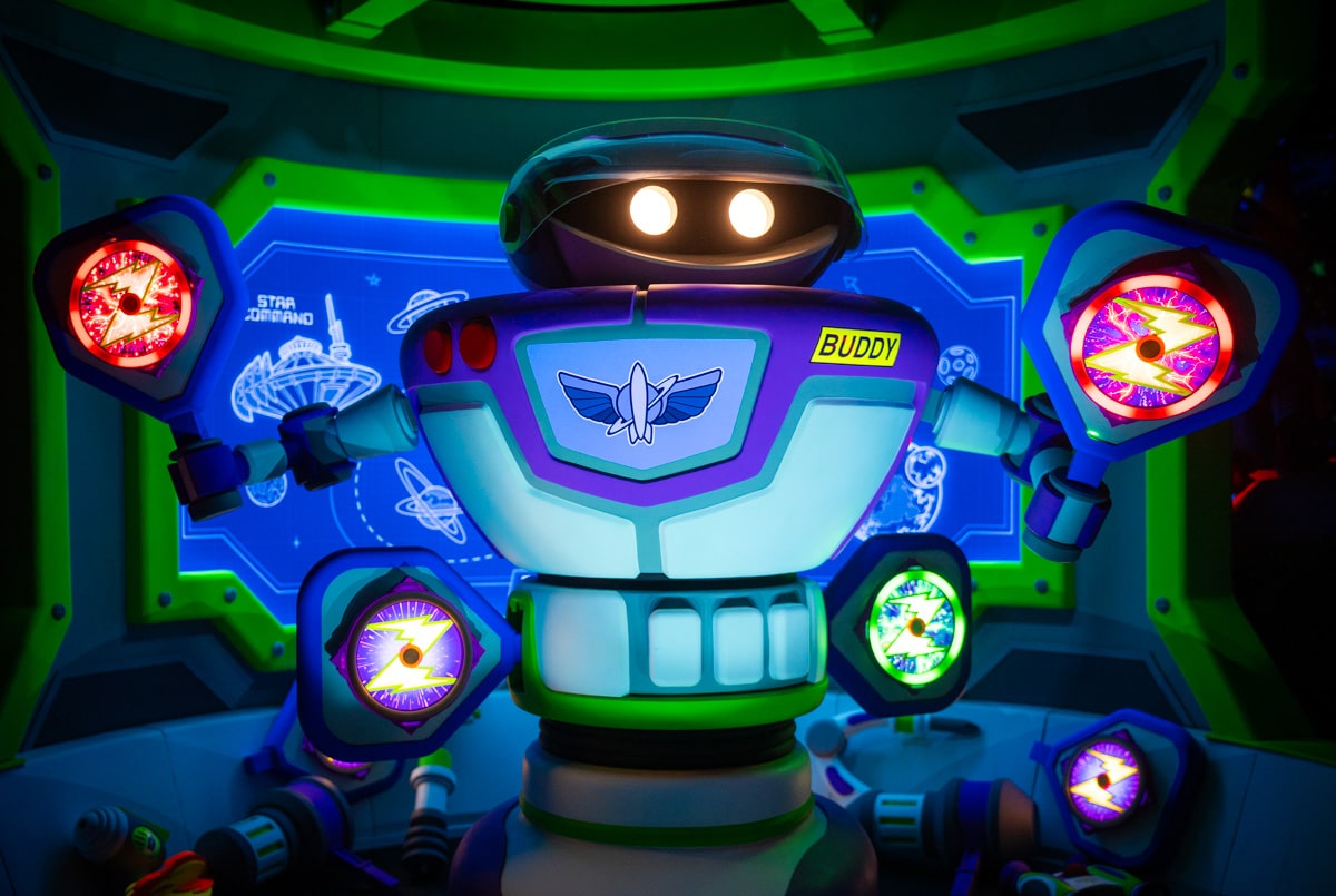 Buzz Lightyears Space Ranger Spin Magic Kingdom Disney World 911