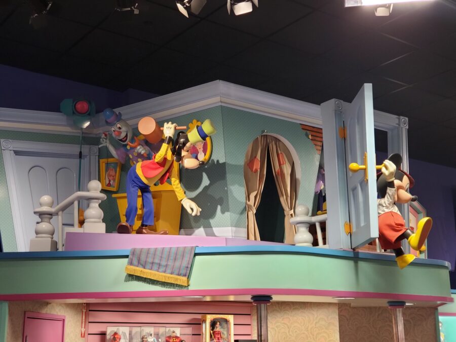 Old Disney Store Why It's Time to Bring Back the Disney Store for Real. - Disney Tourist ...