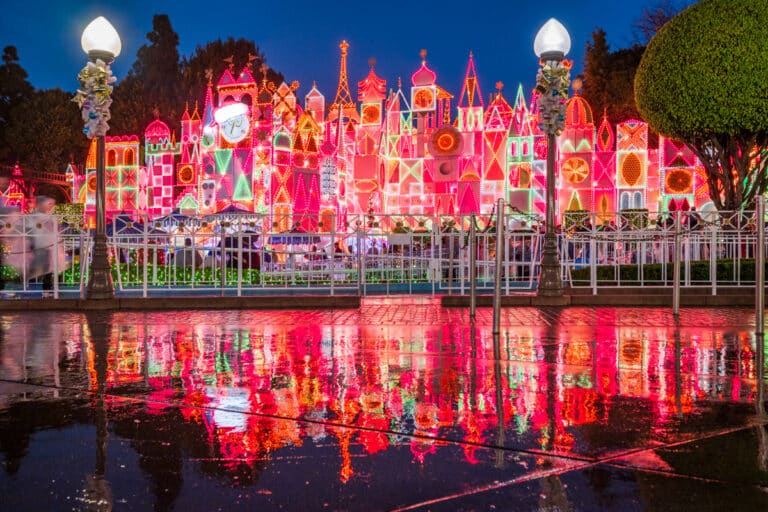 Disneyland Moves Christmas 2026 Start Date Earlier. It’s Still Too Late.
