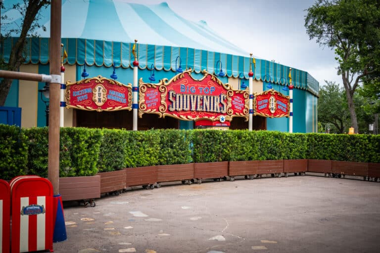 Big Top Souvenirs Sets Reopening Date & New Menu Items at Magic Kingdom!