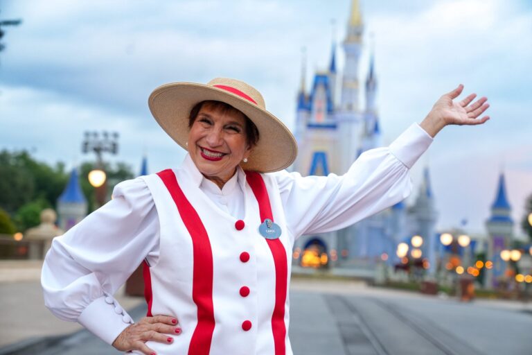 Fan-Favorite ‘Hat Lady’ is New Pianist in Magic Kingdom