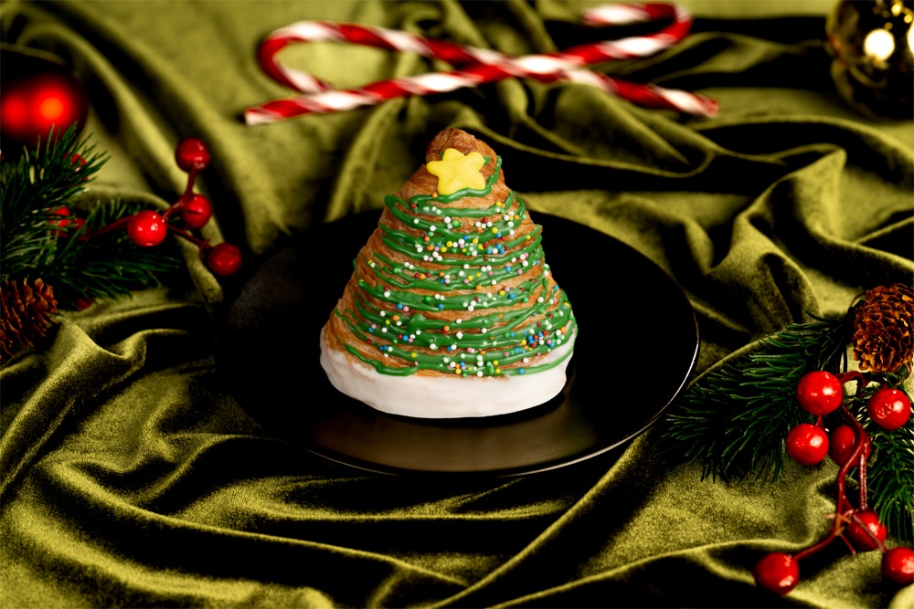 Food Guide to Christmas 2026 at Disney World Chocolate Tree Croissant