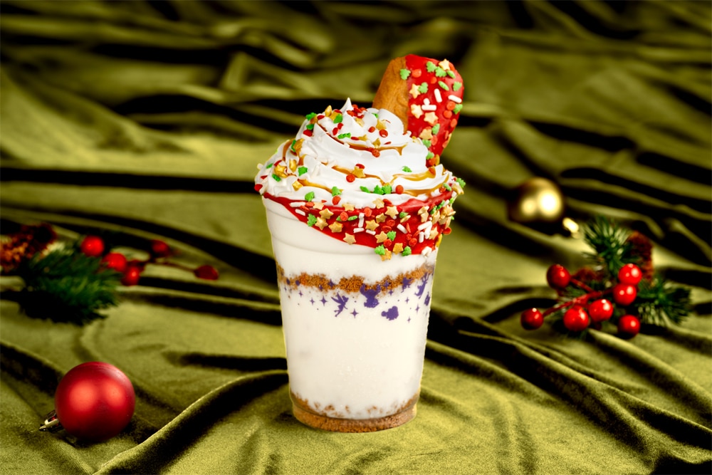 Food Guide to Christmas 2026 at Disney World Cookie Butter Milkshake