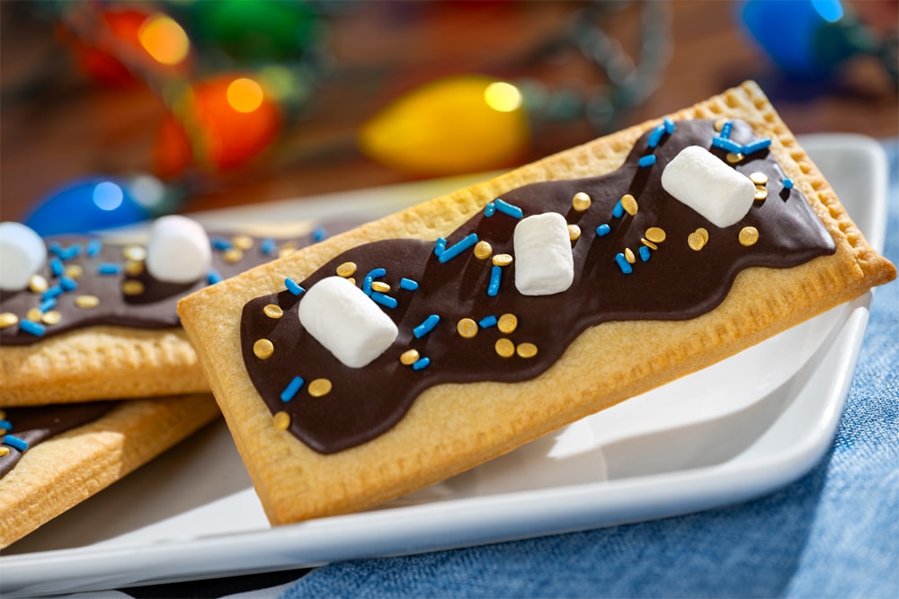 Food Guide to Christmas 2026 at Disney World Hot Cocoa Tart
