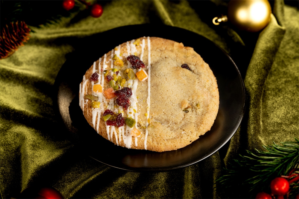 Food Guide to Christmas 2026 at Disney World Pistachio Cookie