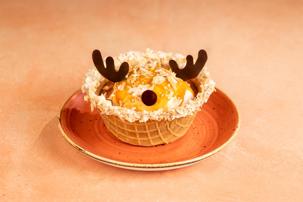 Food Guide to Christmas 2026 at Disney World Reindeer Sundae